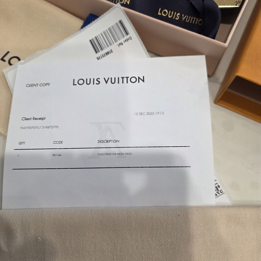 Louis Vuitton Monogram Passport Cover (Custom Blue Stripe) - Picture 3 of 3